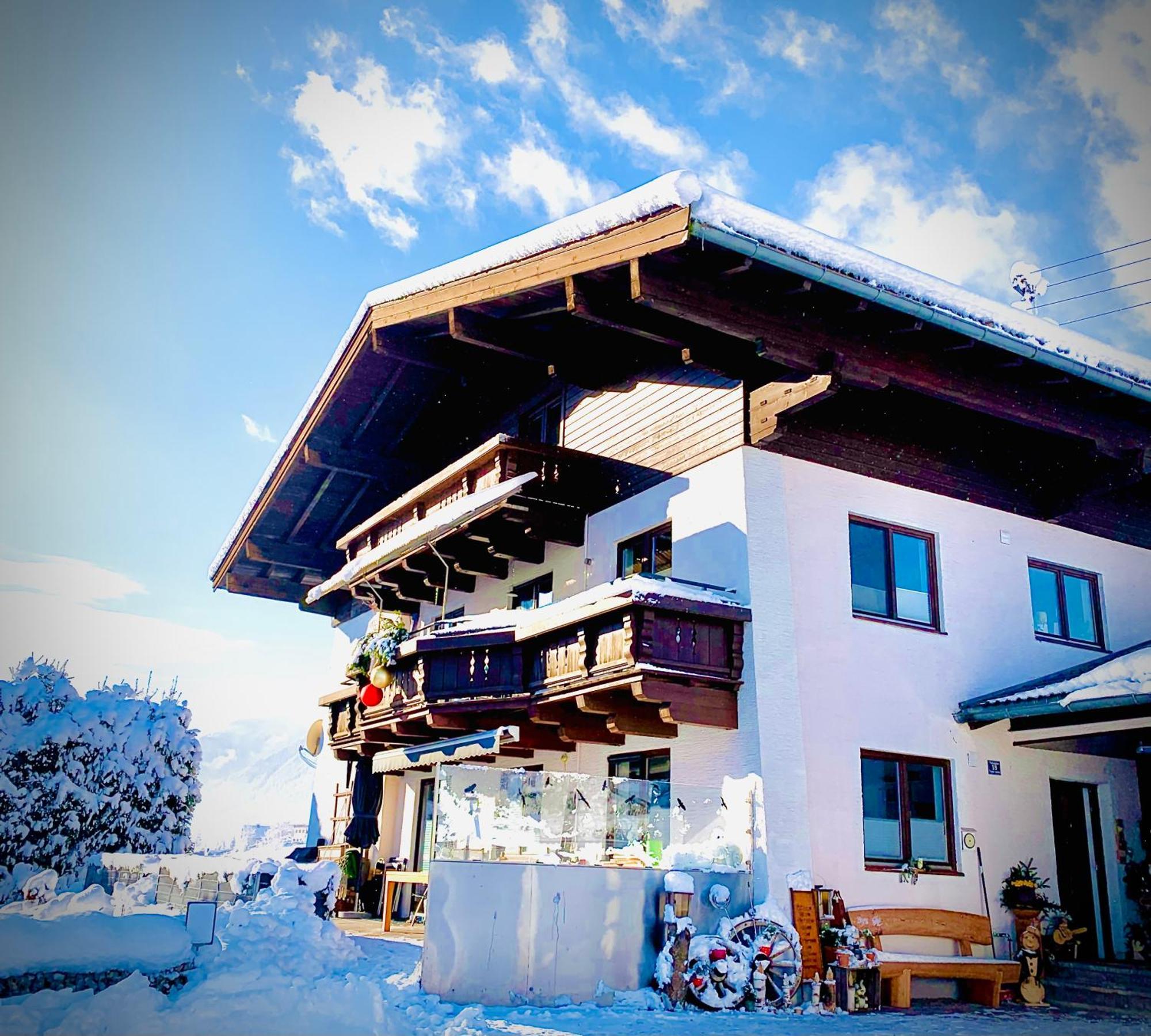 Bergblick Apartment Saalfelden Ngoại thất bức ảnh